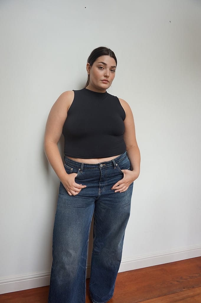 Curvy female model Elena based between Amsterdam and New York City available for bookings at KKH Management