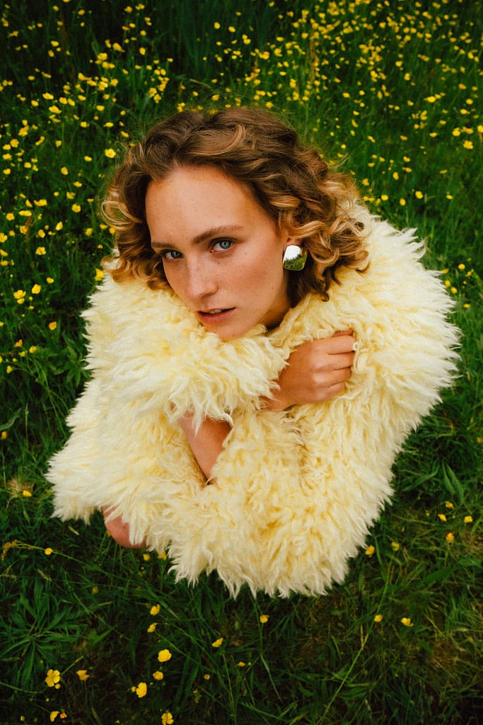 Female model Viola based in The Netherlands available for bookings at KKH Management