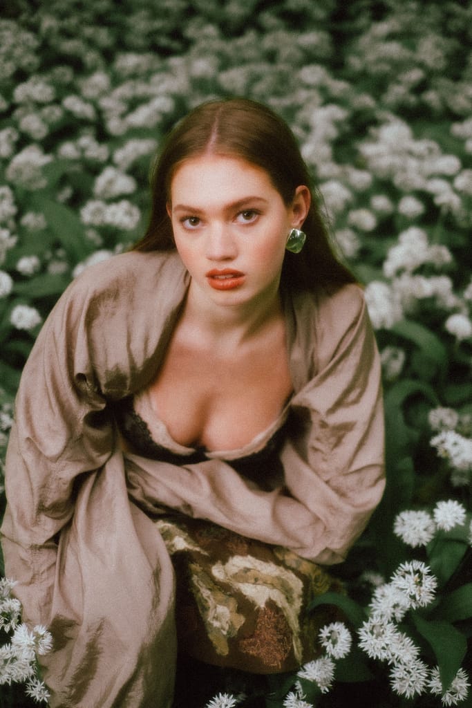 Female model Juliet based in Amsterdam available for bookings at KKH Management