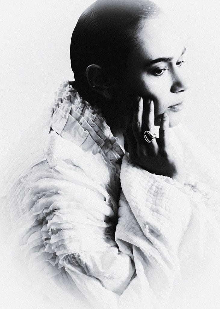 Female model Rosita based in Amsterdam available for bookings at KKH Management