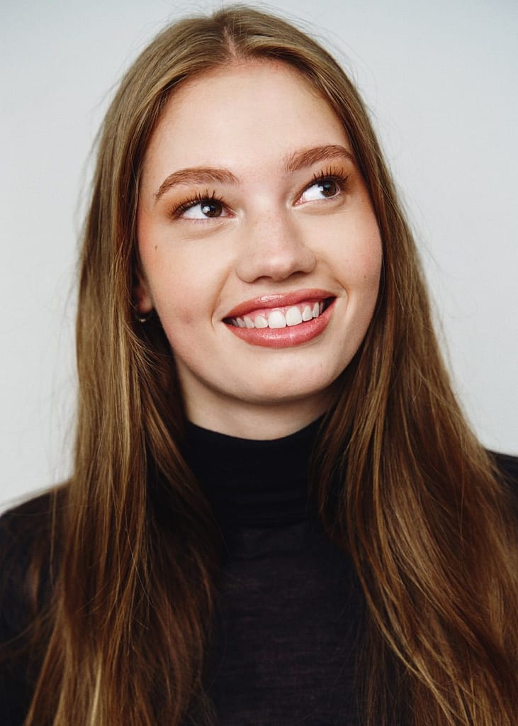 Female model Juliet based in Amsterdam available for bookings at KKH Management