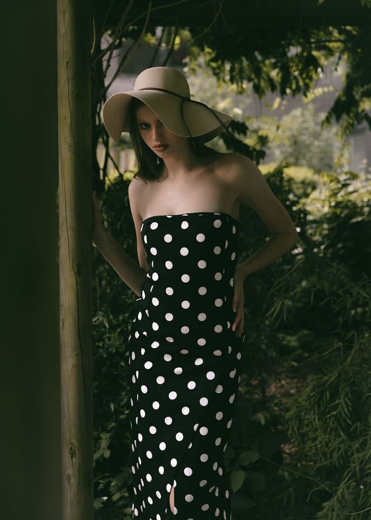 Female model Juliet based in Amsterdam available for bookings at KKH Management