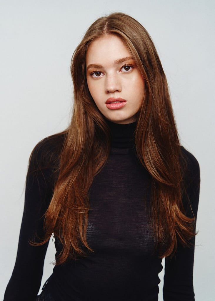 Female model Juliet based in Amsterdam available for bookings at KKH Management