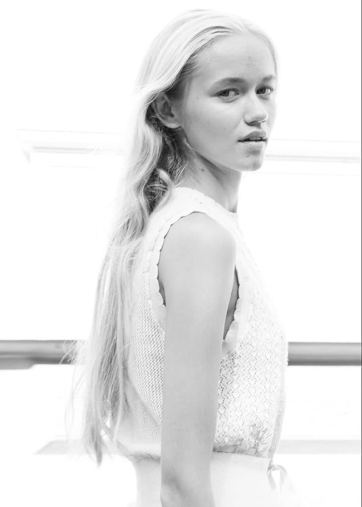 Female model Emma based in Copenhagen available for bookings at KKH Management