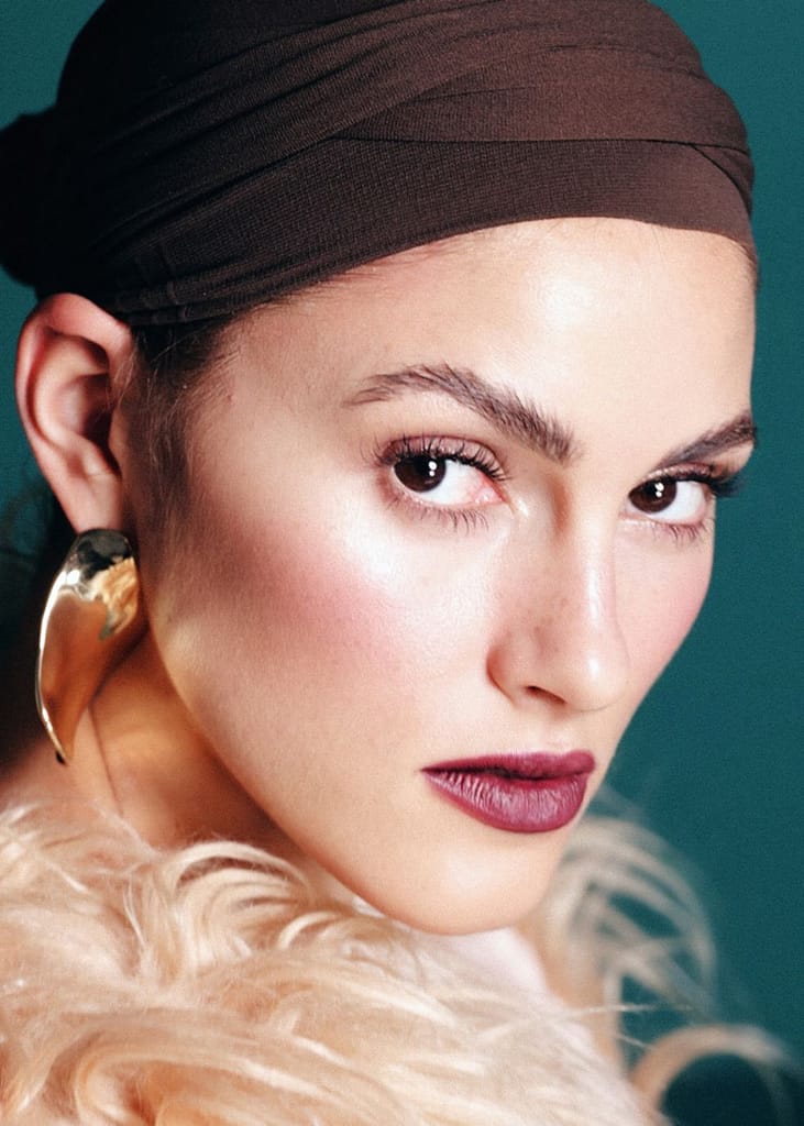 Female model Michelle based in Germany available for bookings at KKH Management